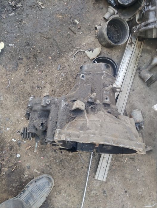 Кпп на  Мазда 626 кронус