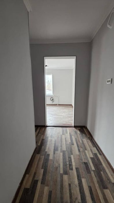Срочно продаётся 1 ком квартира г.НУРАФШАН мфй тараккиёт