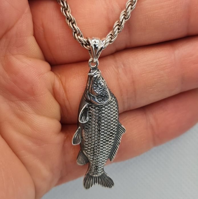 Pandant din argint cu crap