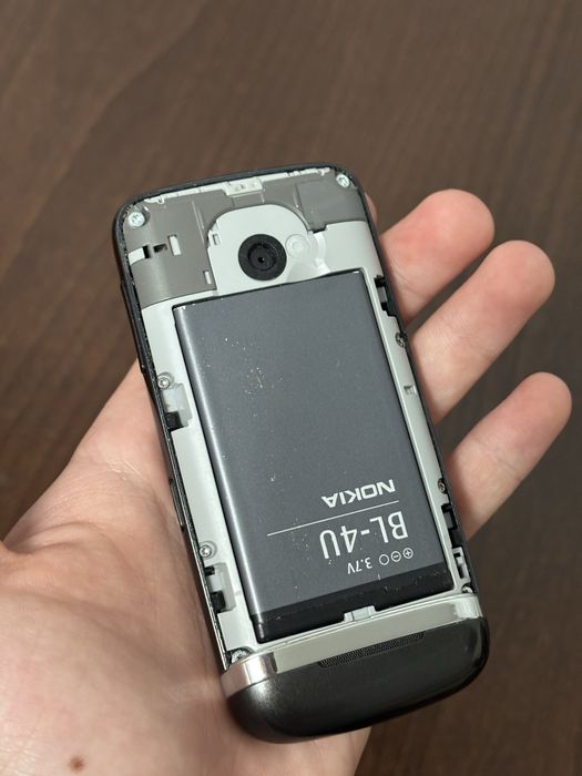 Продам Nokia Asha 311