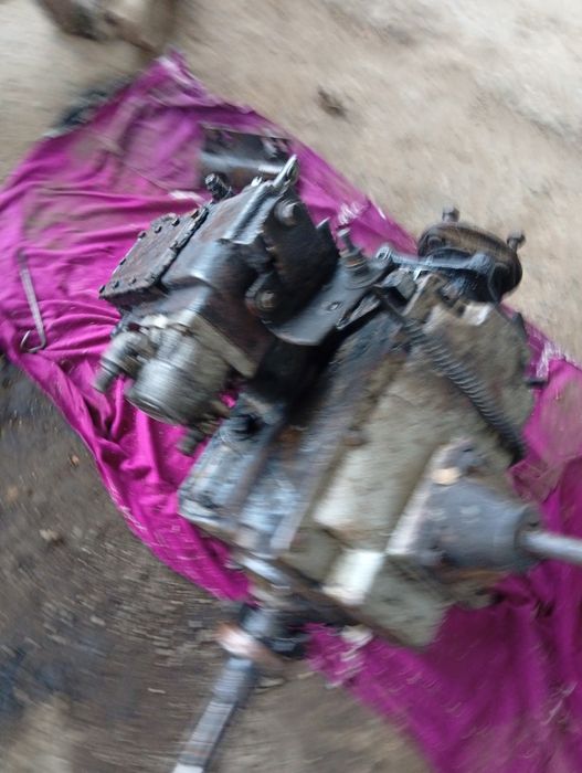 Йомкист, раздатка, насос камплект турибди, зилга, Сотилади