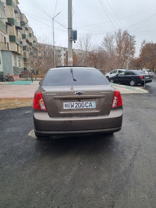 Шевралет лачетти