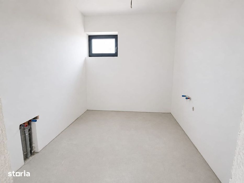 Imobiliare Domnesti  Casa la rosu str Ciocarliei  garaj+beci 750curte