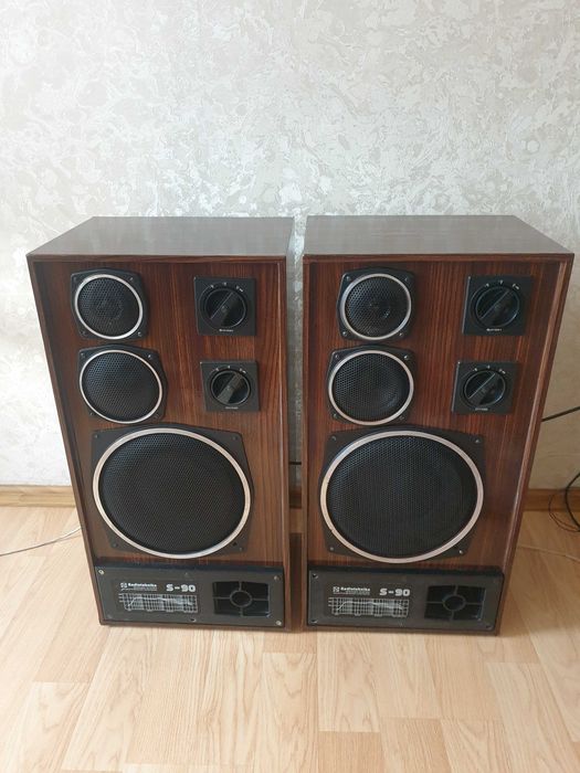 Продаются колонки s90.