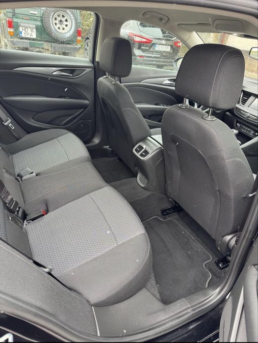 Opel Insignia Grand Sport - Automat