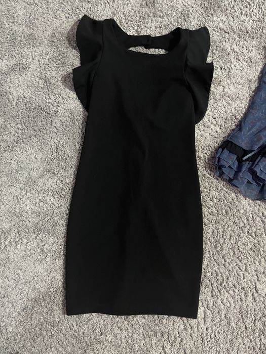 Официална черна рокля