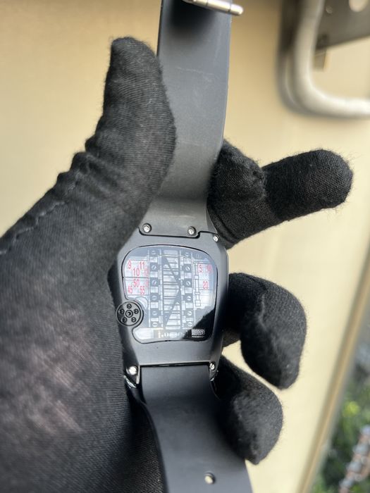 Мъжки часовник НАМАЛЕН