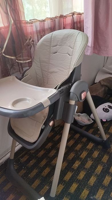 Продам детский столик для кормления