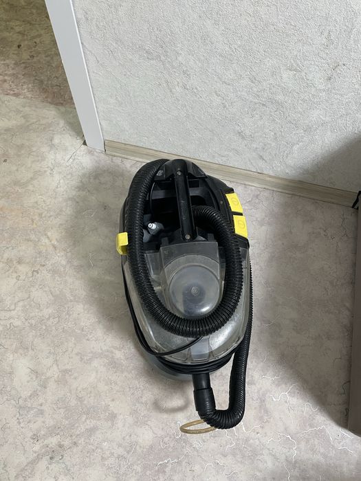 Продам Karcher Puzzi 8/1