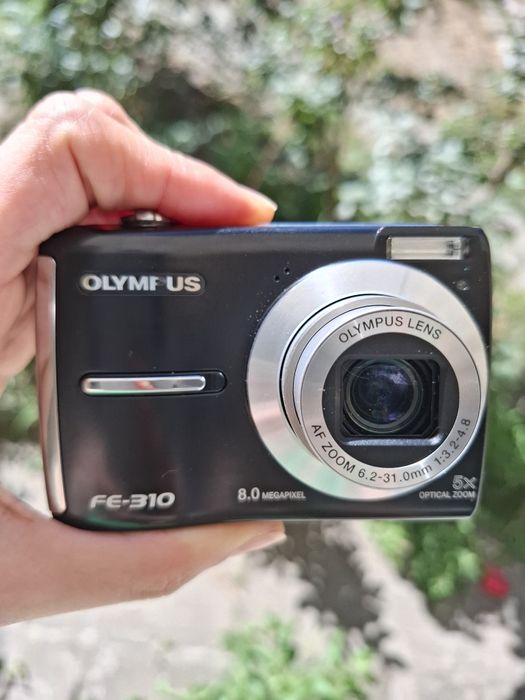 Компактен дигитален фотоапарат OLIMPUS FE-310