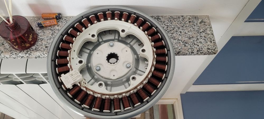 Dezmembrez mașină de spălat LG 6.5  Model F0J5WN3W  Direct Drive