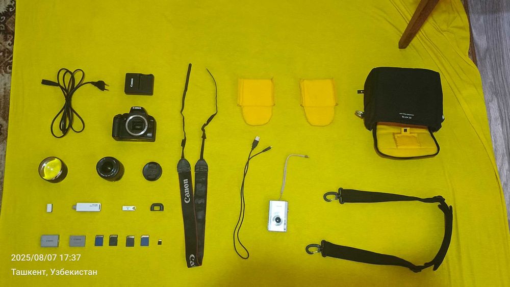 Фотоаппарат Canon 1000 D