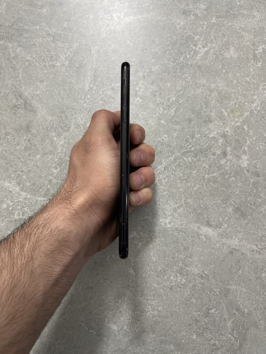 iPhone 7 Plus 128GB Jet Black