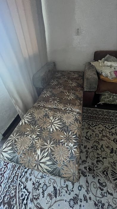 Продам раскладывающее кресло