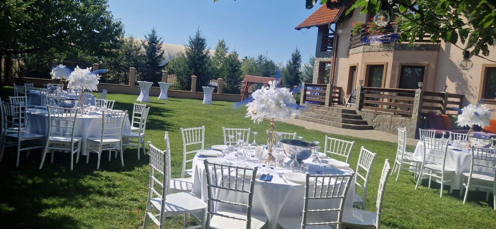 Inchirieri/Inchiriem/Inchiriez Cort,Mese,Scaune pentru evenimente