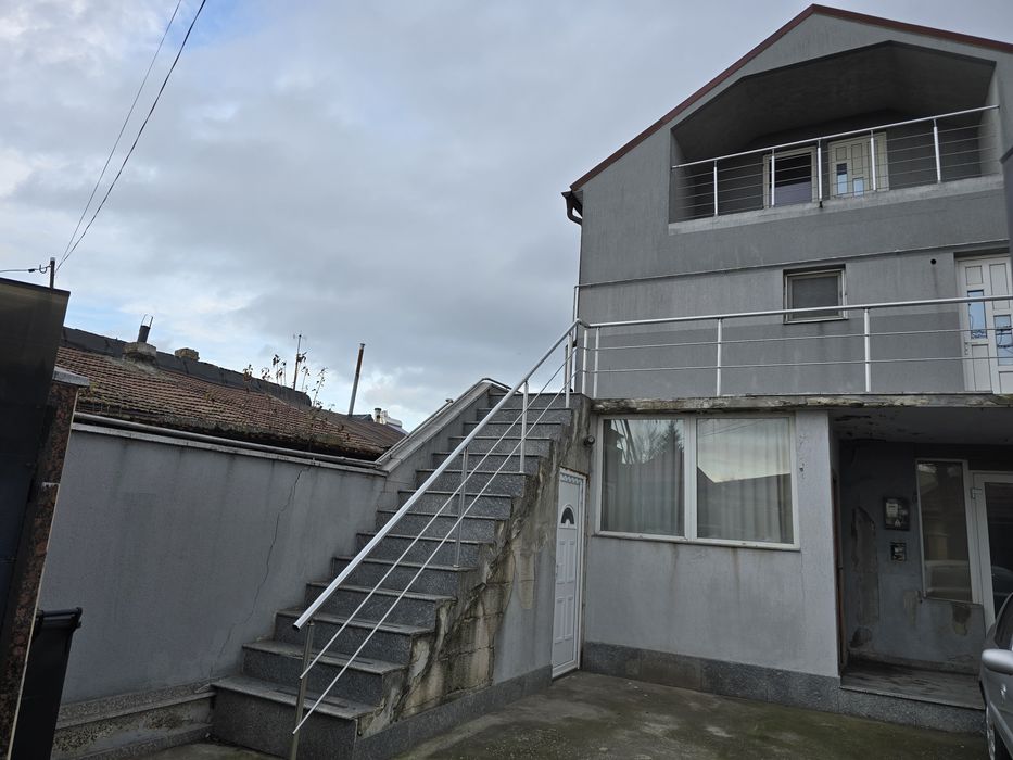 Casa P+1+M zona Brătianu sau schimburi imobiliare și auto