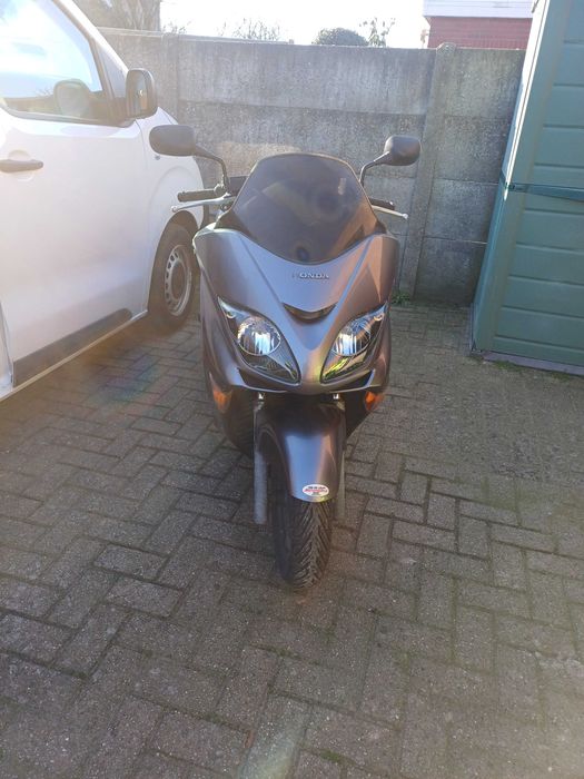 Scuter honda 250 cc