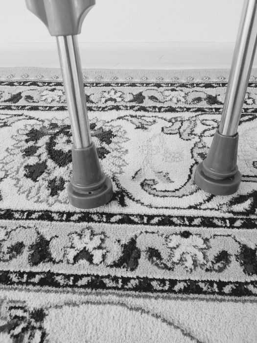 Костыли продам за 10000