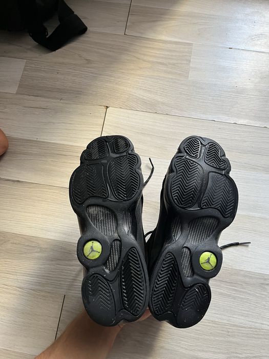 Jordan 13 retro black cat