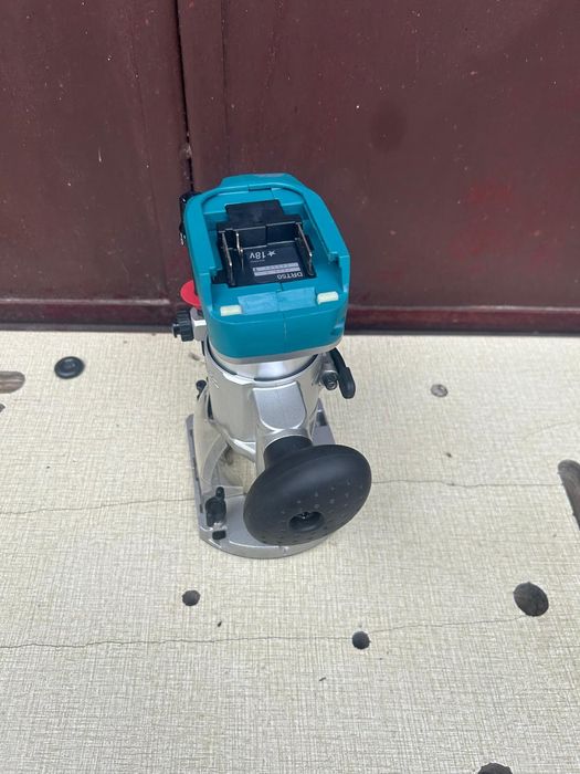 Freza Makita DRT 50.     2025