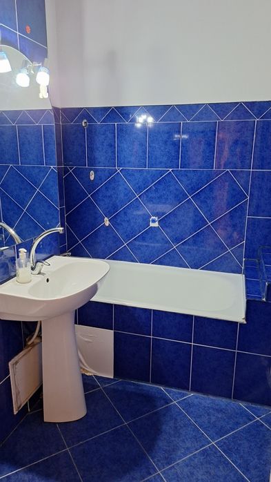 Apartament 2 camere, mobilat, semidecomandat