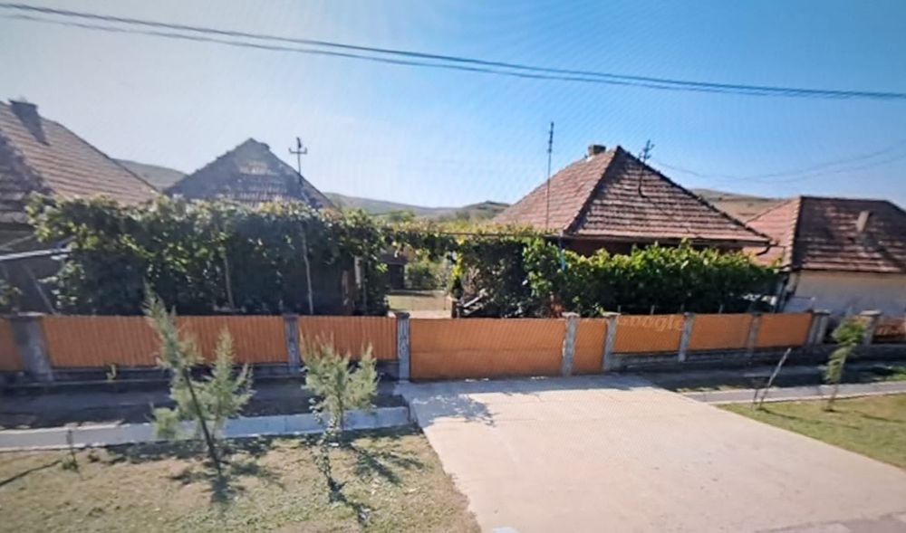 De vînzare -Imobil 1200 mp în Iclod la 6 km de  Blaj (jud.Alba)