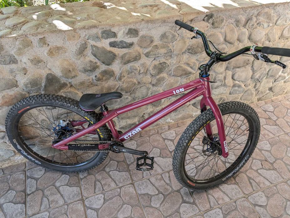 Street Trial Czar Ion 24"