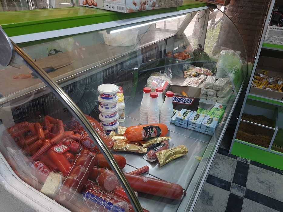 Vetrina muzlatgich / oziq ovqat do'konlari uchun