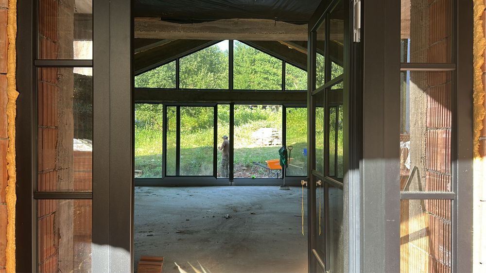 Proprietar, vand casa in Crivaia Valiug Caras Severin