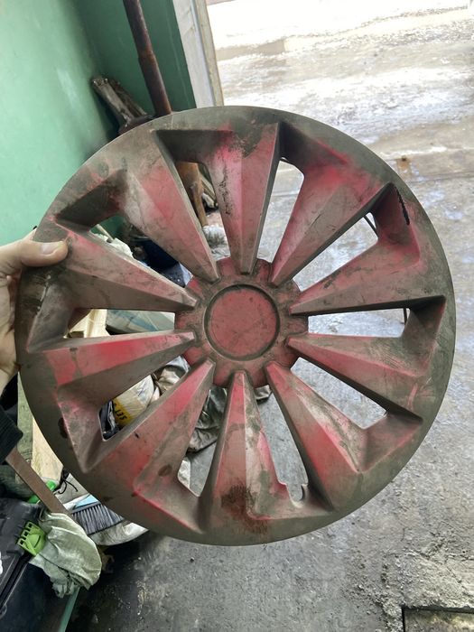 Продам колпаки r14