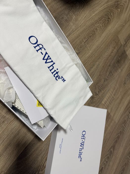 Off-White Court 3.0  - (NOI)