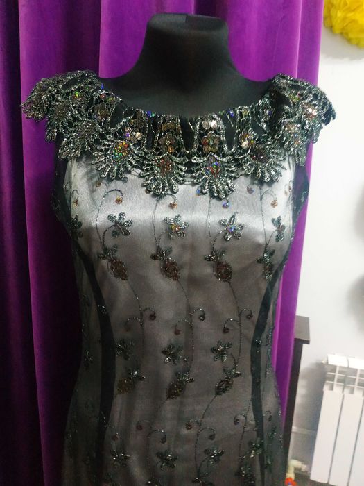 Кружевное платье