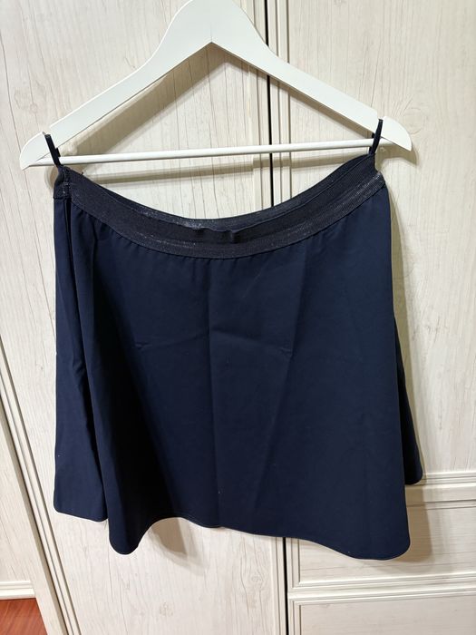 Продам. Школьная форма для девочек 14-15 лет