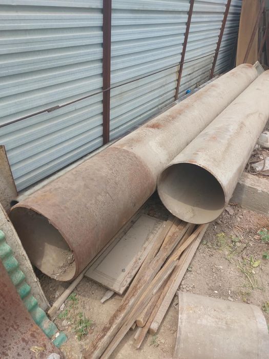 Труба стальная - 2 штуки
