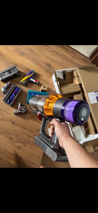 aspirator dyson v15 detect submarine NOU