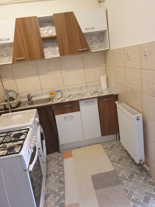 Chirie  garsoniera pentru  în zona industriala