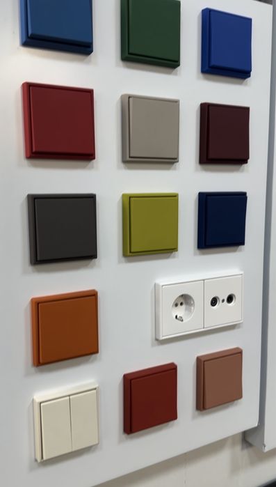 Розетки и выключатели