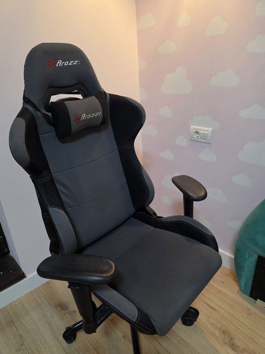 Scaun gaming Arozzi