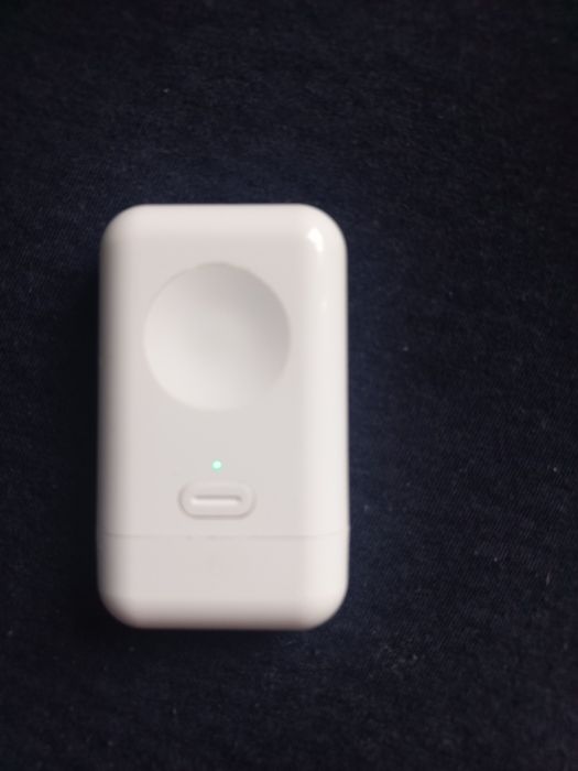Mini baterie externa smartwatch Apple