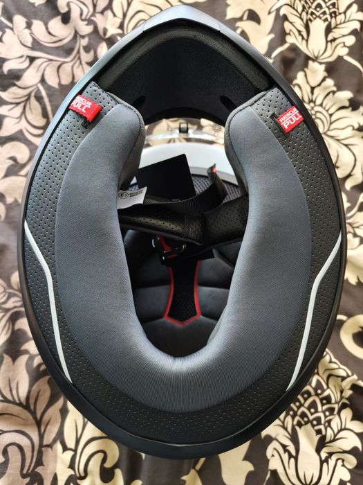Каска за мотор AGV K6