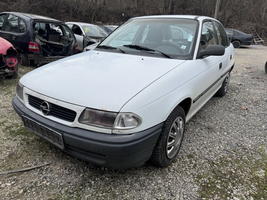 Опел Астра Ф 1.7тд 68кс Немски 1998г На Части