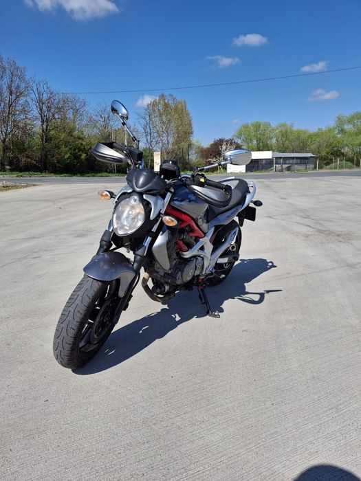 Suzuki Gladius 650 A2