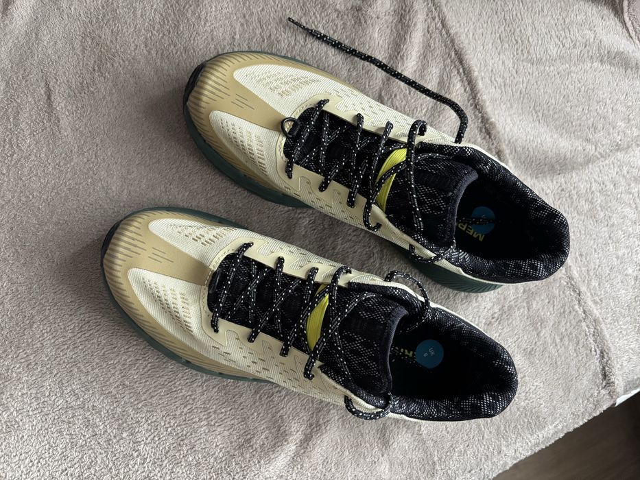Чисто нови обивки Merrell