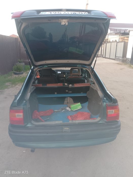 Продам Опель вектра