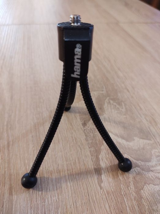 Trepied Hama camera foto -20 lei
-
15 lei