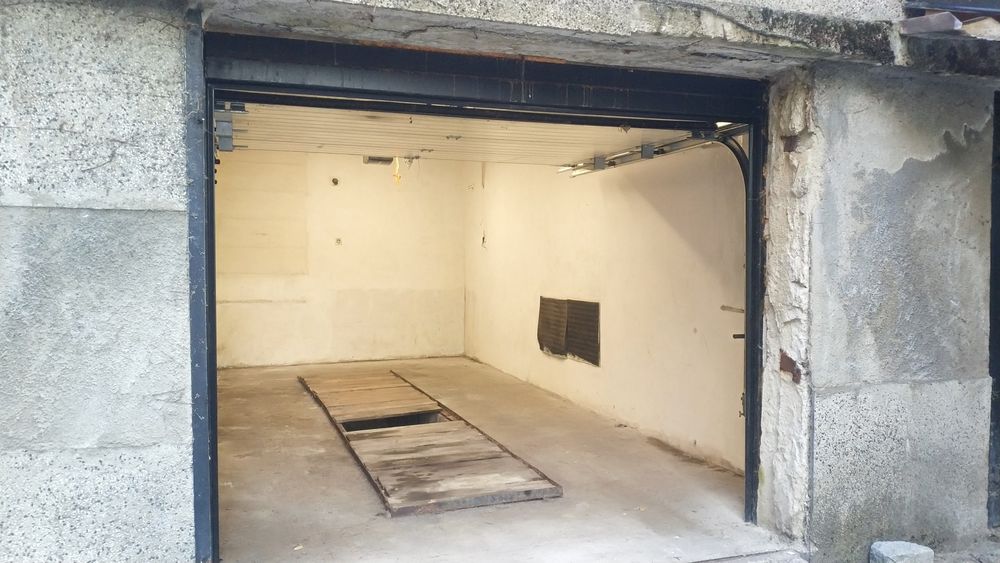 Продава се Гараж / Паркомясто в София, Лозенец - 22 кв.м за 1910 €/кв.м - Снимка #1