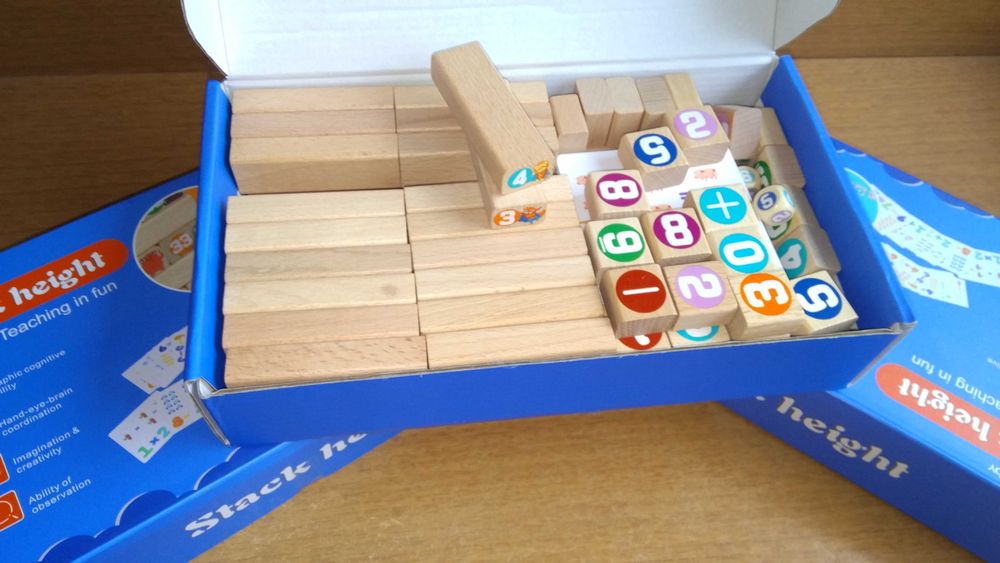 НОВО! Дървена дженга с числа, животни, чук, зарове и карти Wood Jenga