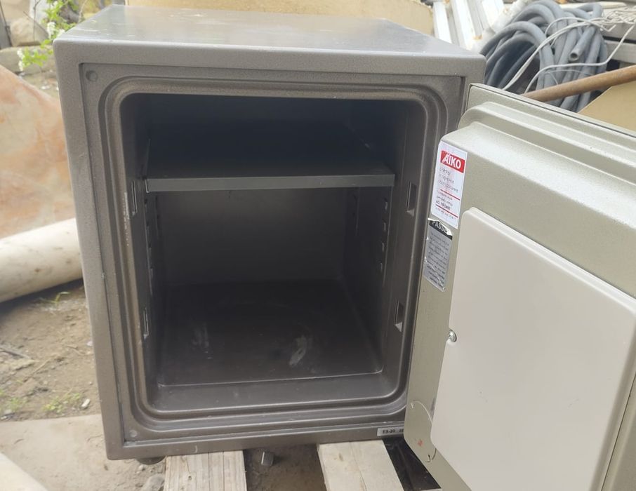 Сейф Aiko огнеупорный