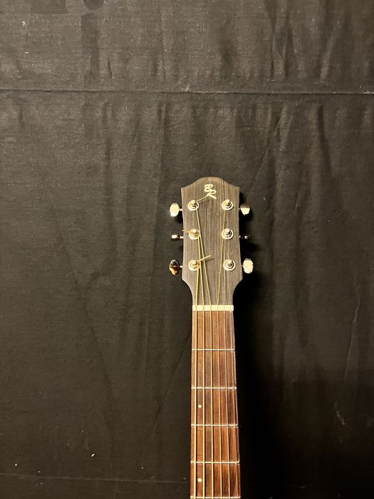 Акустични китари