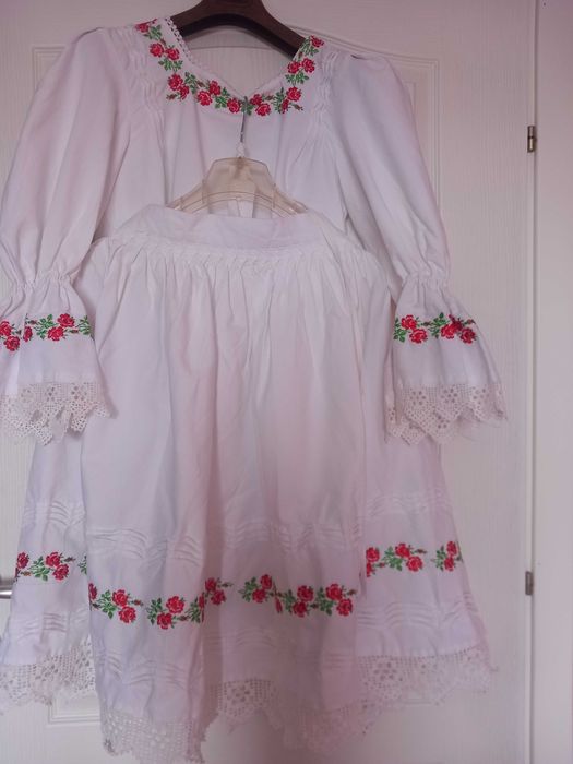 Costum popular femei nou